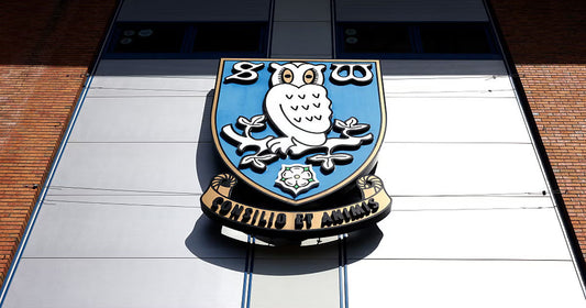 Sheffield Wednesday pogrąża się w chaosie płacowym przed rozpoczęciem sezonu Box2Box - Sklep z koszulkami piłkarskimi z całego świata