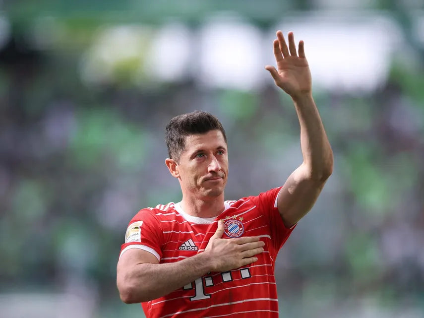 📵 Lewandowski mówi: „Zabrali mi opaskę, gdy kładłem dzieci spać” Box2Box - Sklep z koszulkami piłkarskimi z całego świata